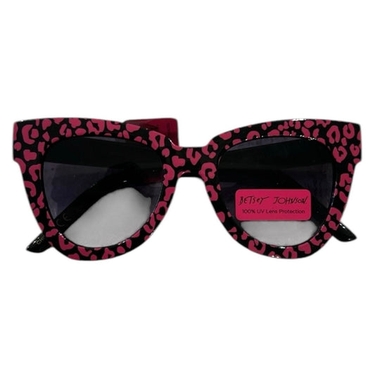 Betsey Johnson Women’s Pink/Black Cheetah Print Sunglasses NWT